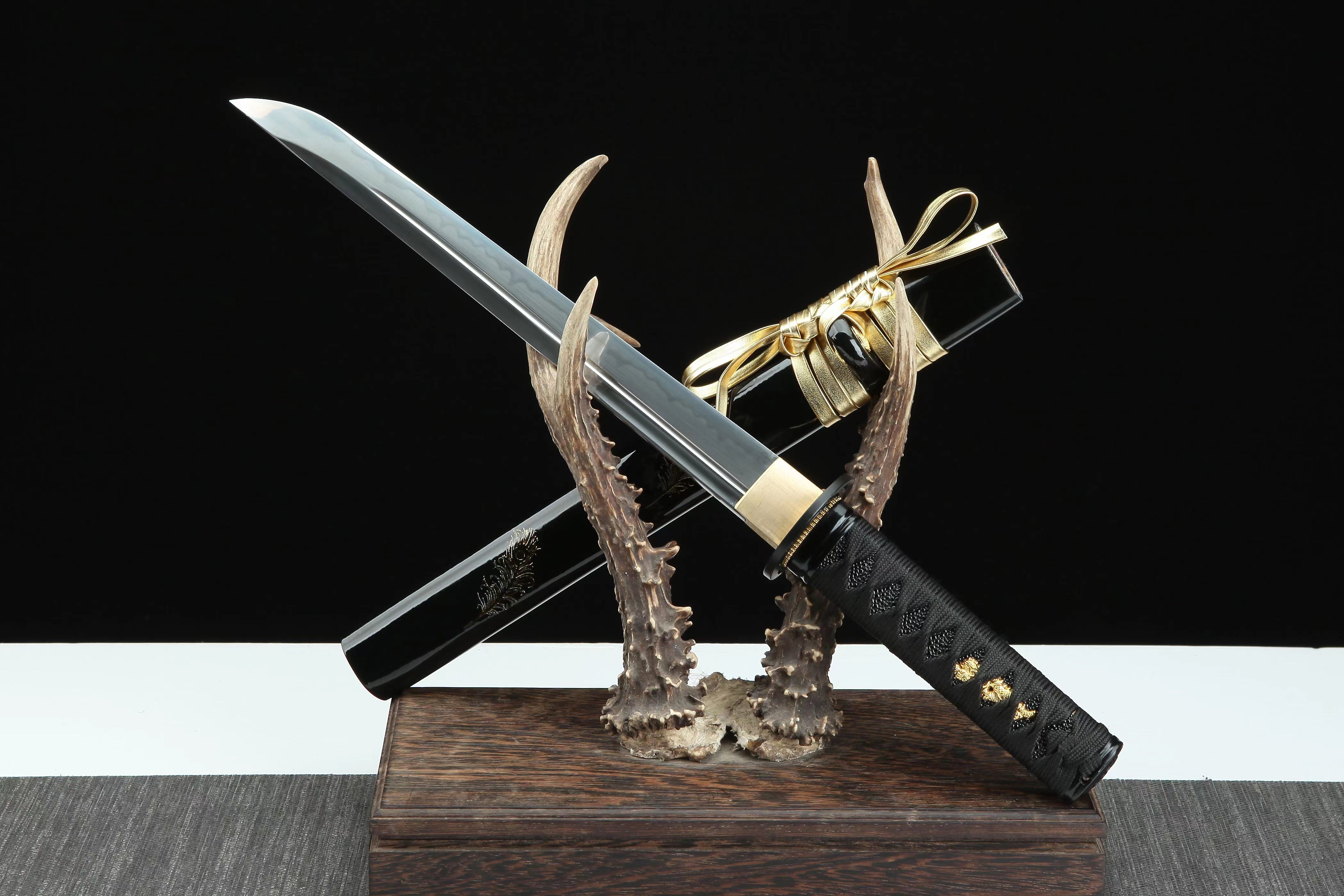 Hand Forged Japanese Tanto Tenku no Ha-Sky Feather Clay Tempering Blade(1095 Carbon Steel)