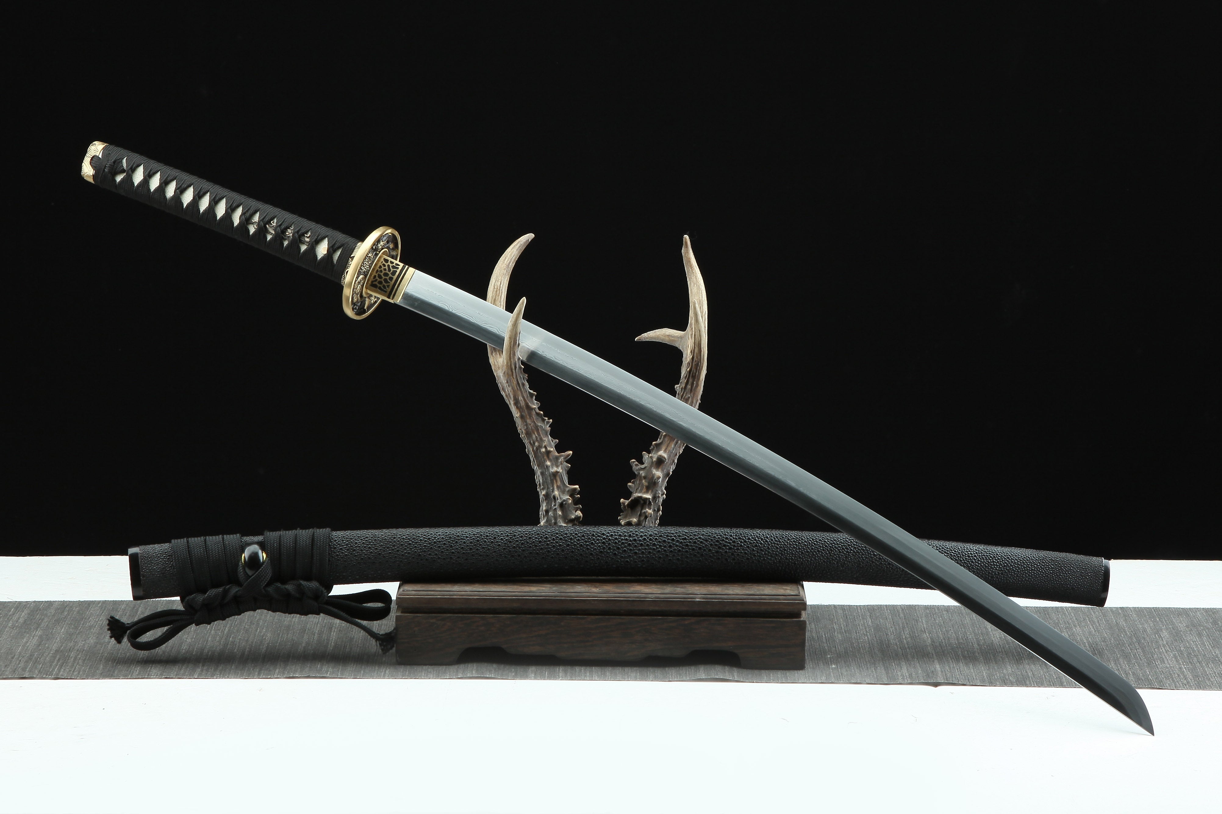 Hand Forged Japanese Katana Shoggoth Iris Blade(Damascus Steel)