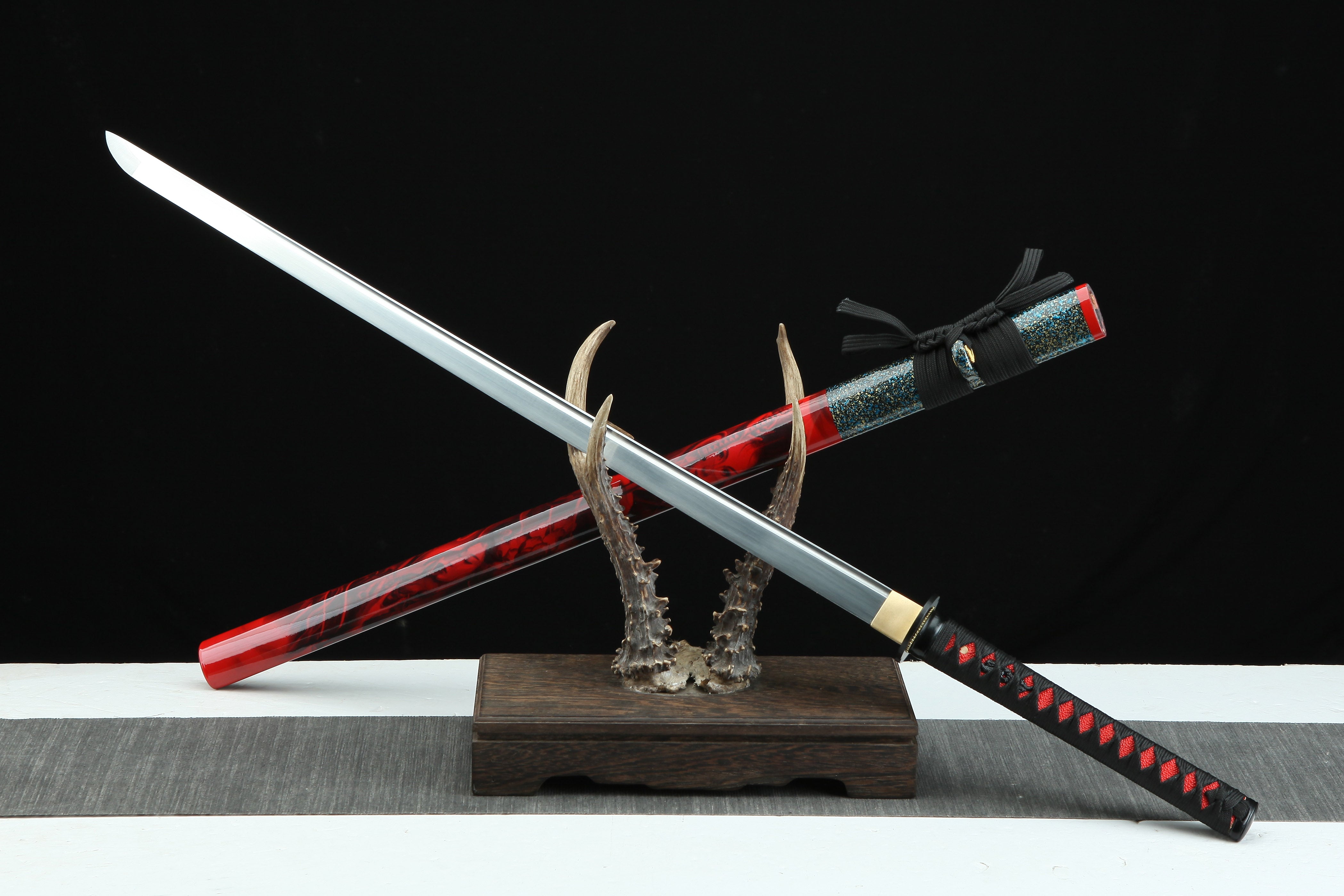 Hand Forged Japanese Katana Witch Cursed Moon Blade(1095 Carbon Steel)