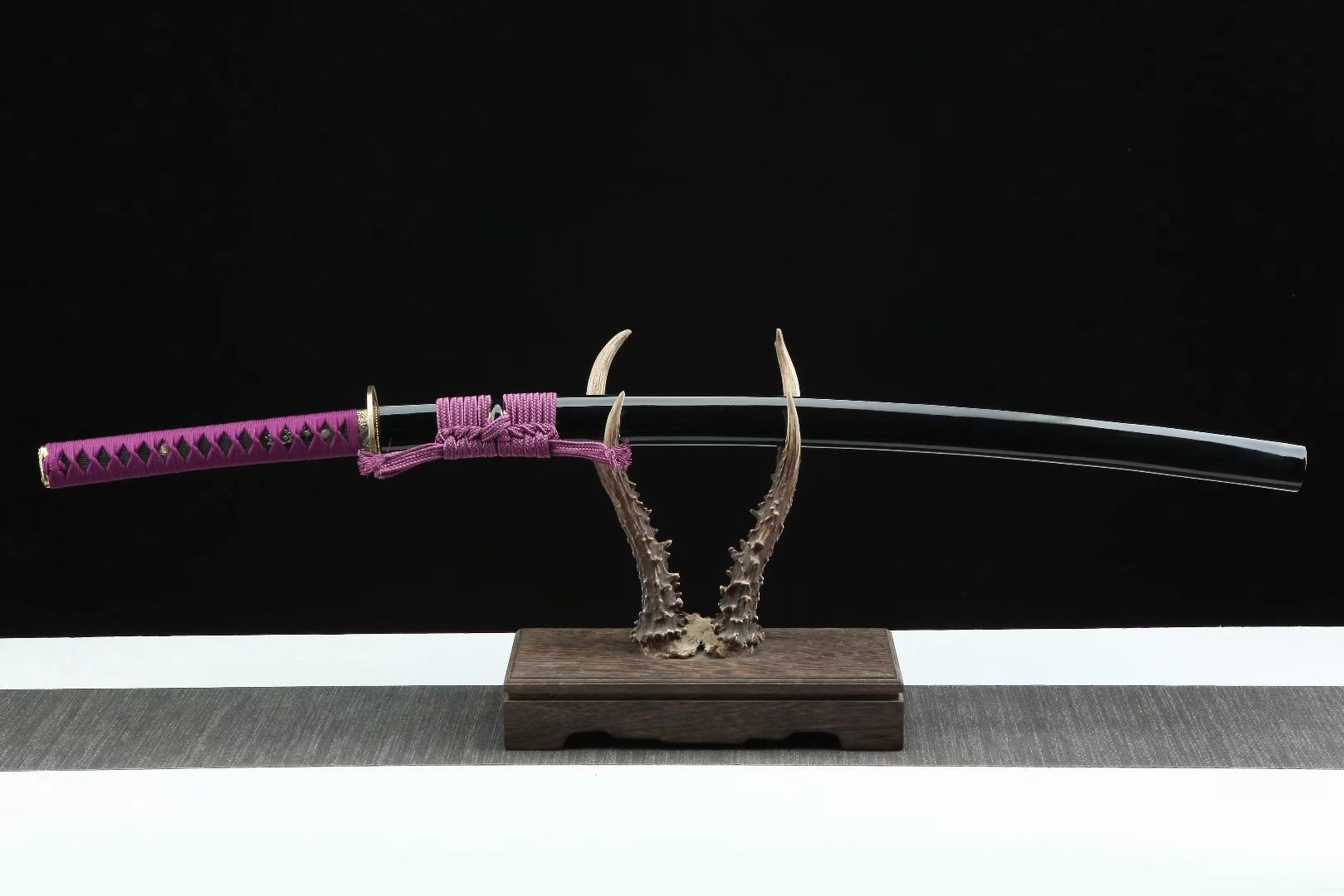 Hand Forged Japanese Katana Amethyst Veil Blade(Damascus Steel)