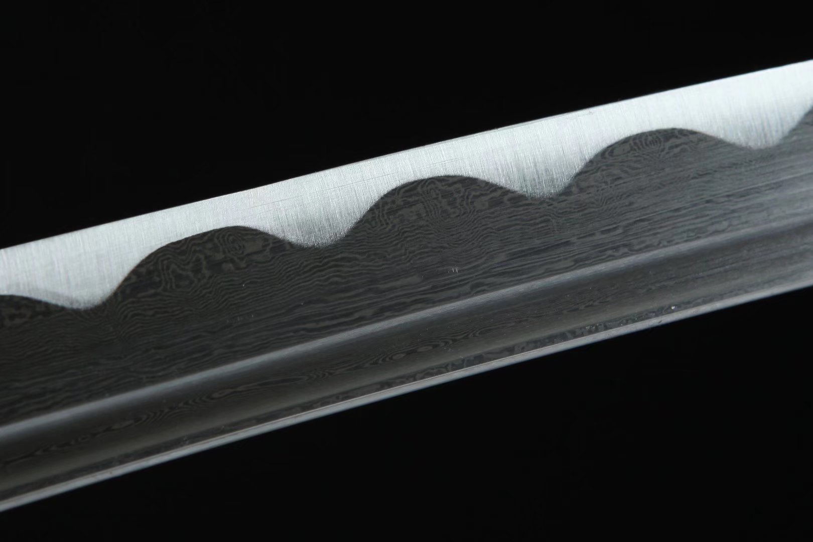 Hand Forged Japanese Katana Amethyst Veil Blade(Damascus Steel)