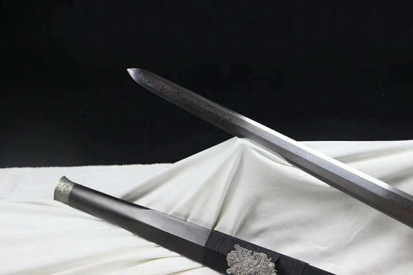 Han sword(Damascus steel blade,Ebony scabbard,Steel fittings)Length 35" - Chinese sword shop