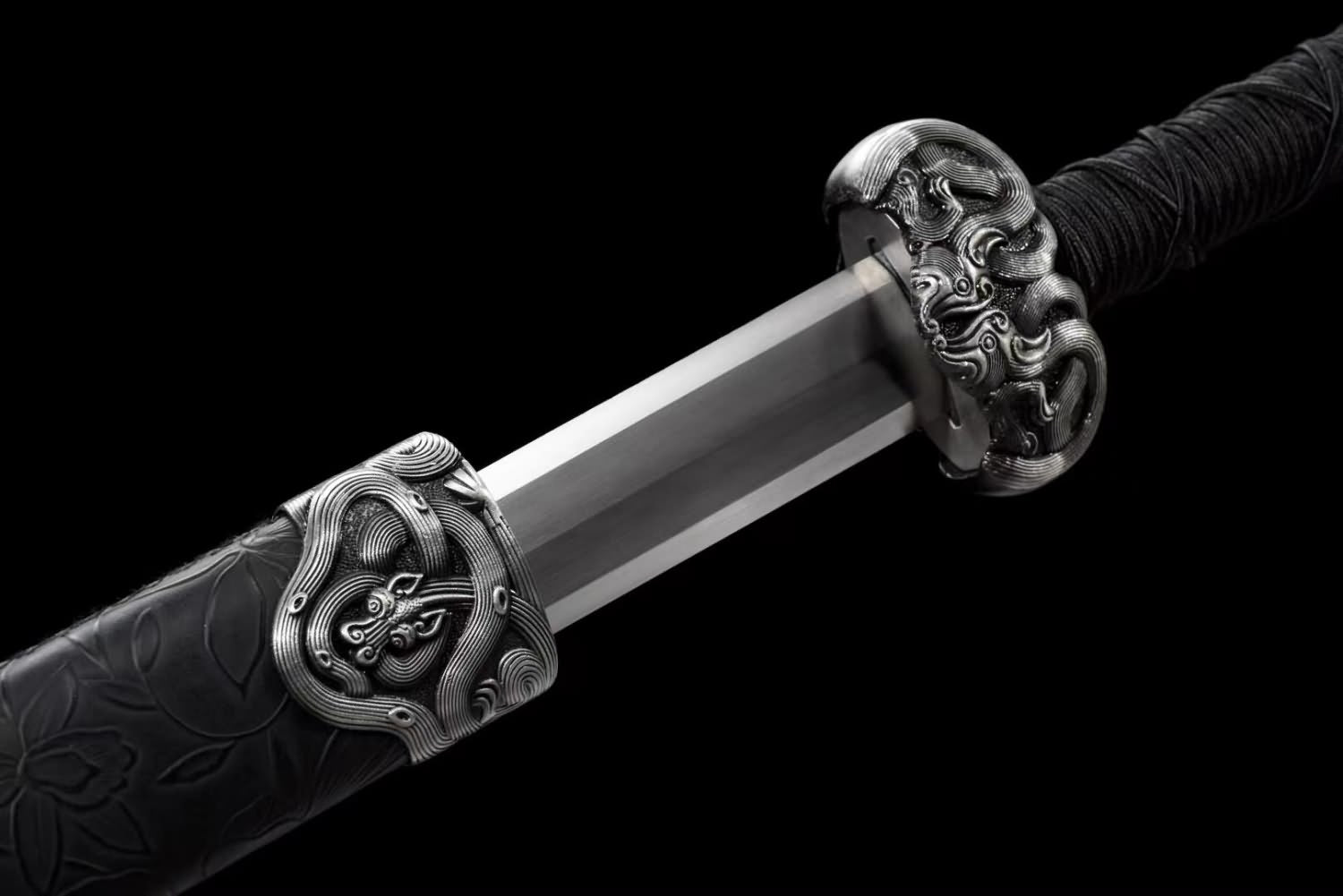 Chinese sword,Han jian High Carbon Steel octahedral Blade,Alloy Fittings,Solid Wood+Fake Leather