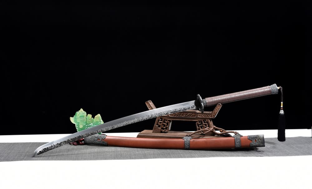 Qing Sword,Broadsword,Forged High Carbon Steel Blade,Leather Scabbard,Battle Ready