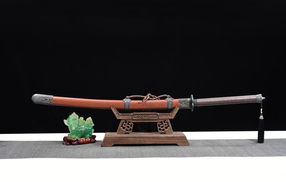 Qing Sword,Broadsword,Forged High Carbon Steel Blade,Leather Scabbard,Battle Ready