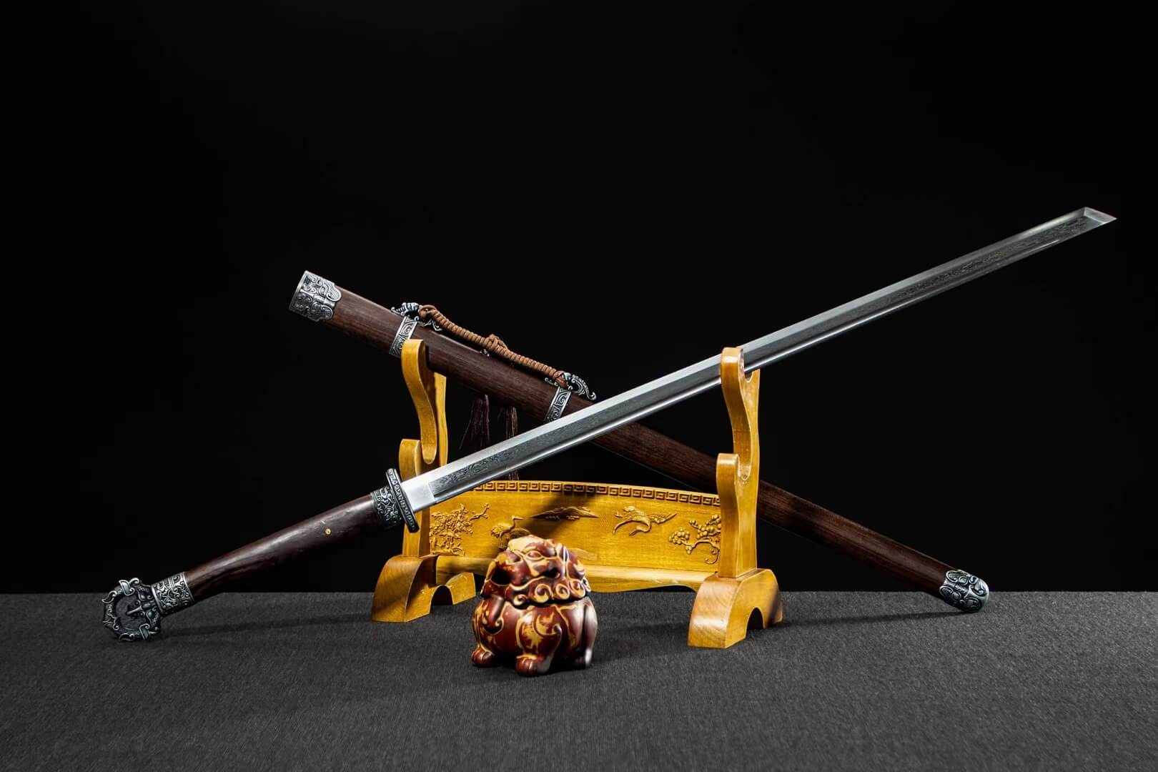 Traditional Chinese Tang dao Sword with Damascus Steel Blade and Alloy Fittings - Rosewood Scabbard