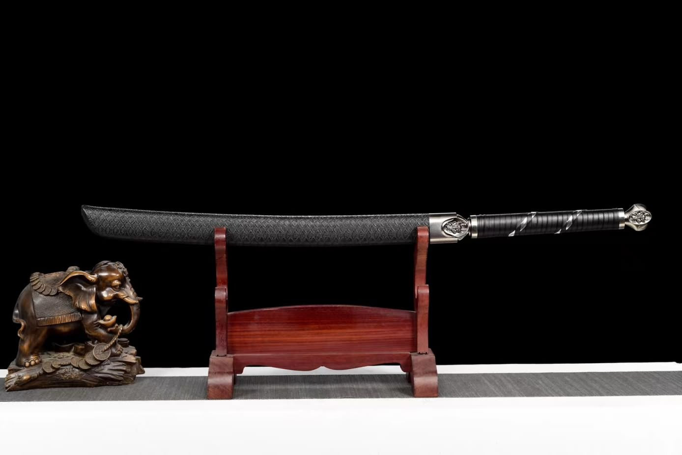 Da dao,Broadsword, high Carbon Steel Blade,Alloy Fittings,Black Scabbard,LOONGSWORD