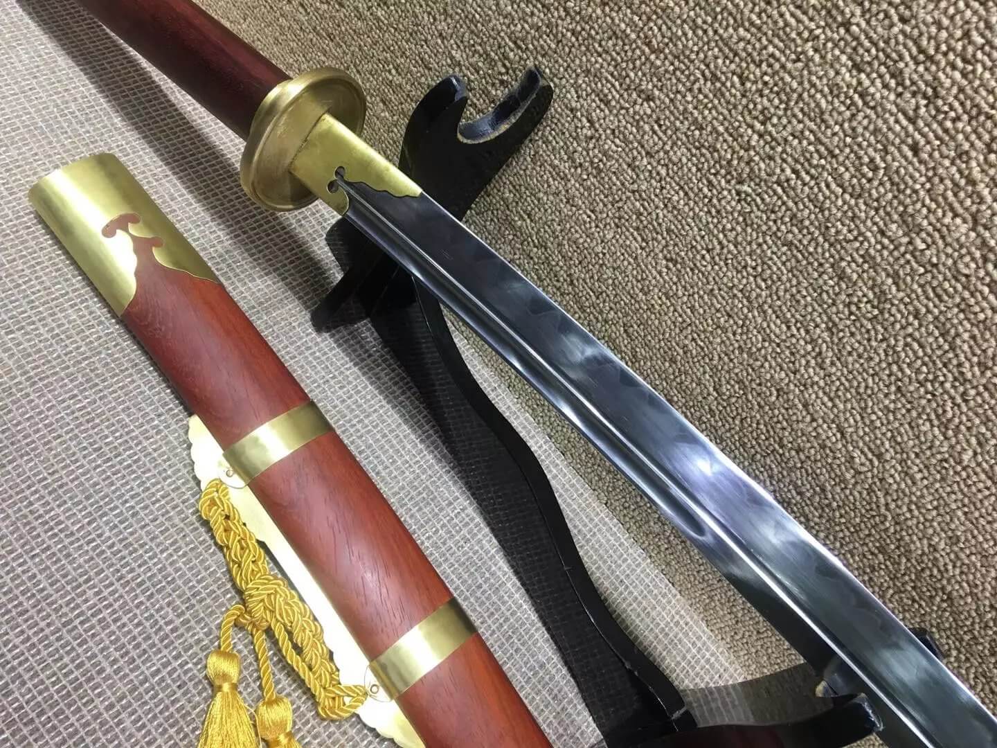 Horse chopping sword/T10 high carbon steel/Redwood,Brass/Full tang - Chinese sword shop