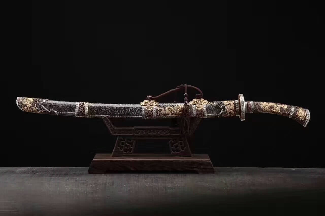 Loong broadsword,Damascus steel blade,Black skin scabbard,Brass fittings - Chinese sword shop