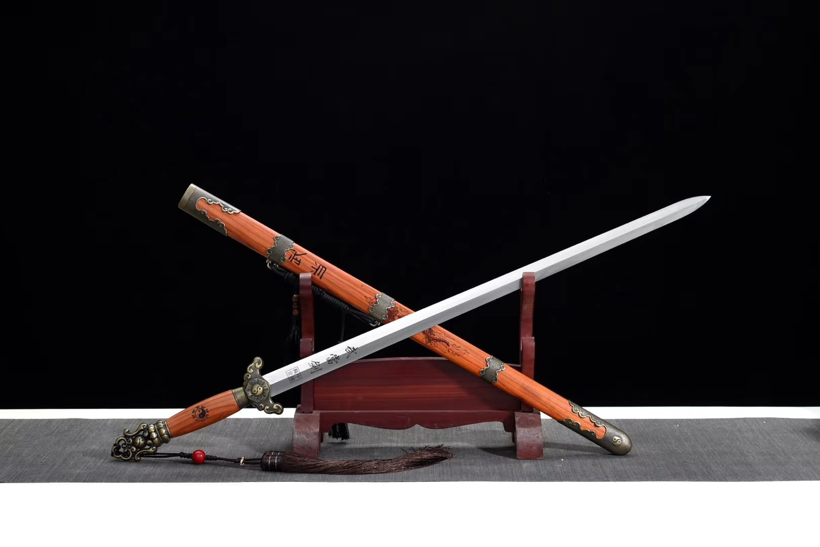 Wudang jian sword,High carbon steel blade,Redwood scabbard - Chinese sword shop